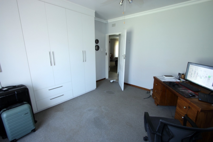 3 Bedroom Property for Sale in Riebeeckstad Free State